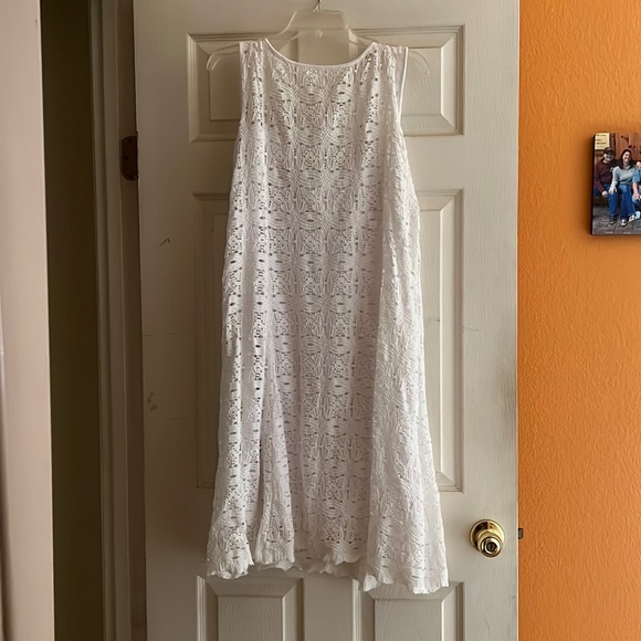 COPY - White lace dress with white slip insert - Picture 2 of 6